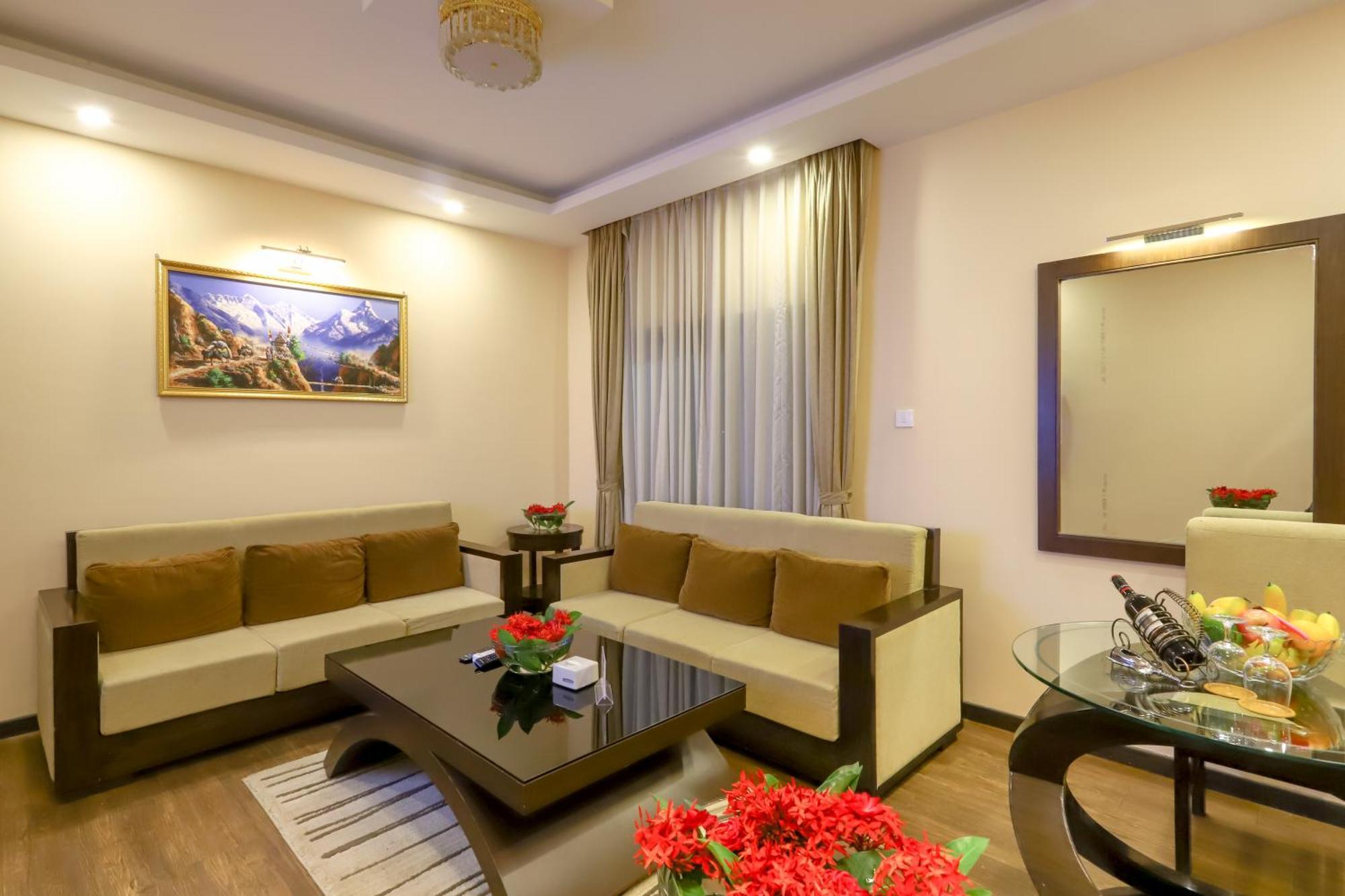 Dreamland Gold Resort & Hotel Bhairāhawā Exterior foto